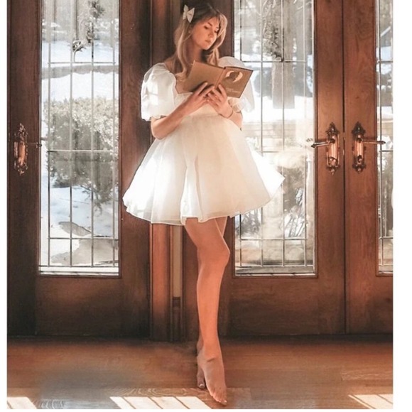 Selkie Dresses & Skirts - Selkie White Puff Dress Size Medium Organza Mini Babydoll